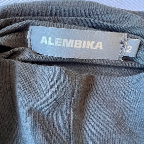 Alembika relaxed fit soft stretch mock neck tunic with front pockets - Picture 8 of 9